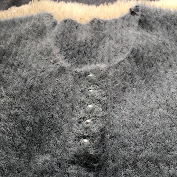 Grey soft sweater size M - Picture 2 of 7
